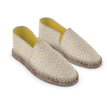 Load image into Gallery viewer, Beige espadrilles

