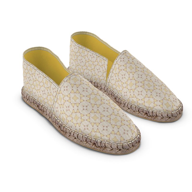 Beige espadrilles
